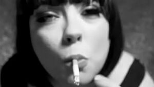 Obese Domina Tina Snua Chain Smokes 2 Fortunate Beat Ciggies - Smoking Fetish